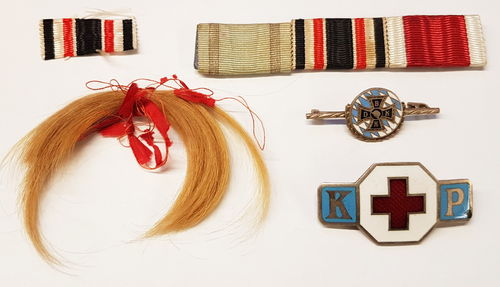 Bayern SET mit emaillierten Abzeichen Krankenpflege Rot Kreuz um 1914/18 mit Verleihungsnummer 2589