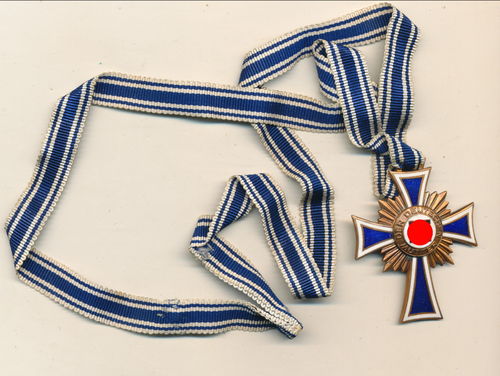 Mutterkreuz Ehrenkreuz der deutschen Mutter III. Stufe in Bronze vernähtes Band Druckknopfverschluss