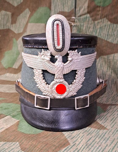Tschako Helm für Mannschaften der Polizei Schutzpolizei 3. Reich Hersteller Lubstein Berlin