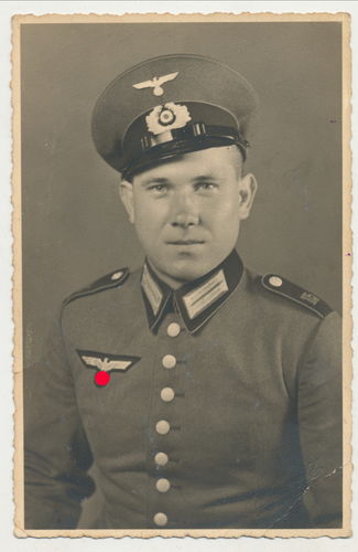 Portrait Foto Wehrmacht Soldat Schulterklappen Regiments Nummer WK2