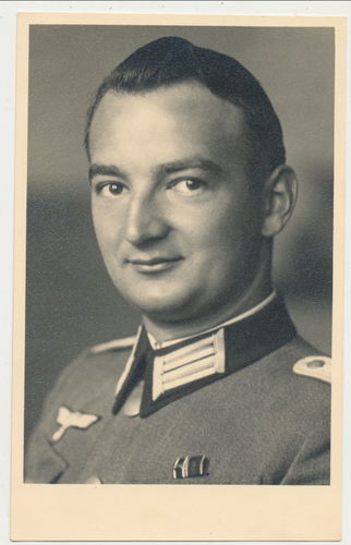 Leutnant Wehrmacht Offizier mit Feldspange - Original Portrait Foto WK2