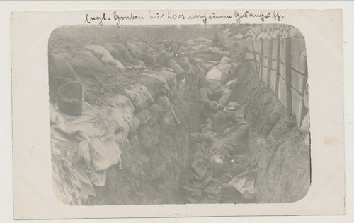 Schlachtfeld Foto Postkarte Tod gefallene Soldaten Massengrab - englischer Graben bei Loos WK1