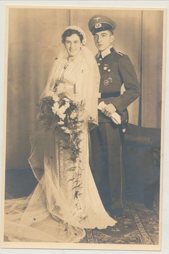 Portrait Foto Hochzeit Wehrmacht Soldat mit Orden Ordenspange Reiterabzeichen WK2
