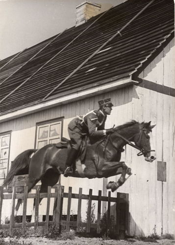 Presse Foto Wehrmacht Meisterschaften Reiter Pferde Kavallerie in Döberitz 1939
