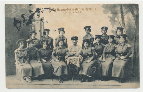 Salon Damen Orchester Musik Korps in Uniform Feldgrau 1914/18 Feldpost 1916 Postkarte