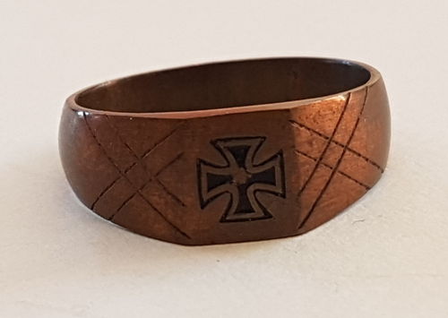 Patriotischer Ring mit EK Eisernes Kreuz Fingerring WK1