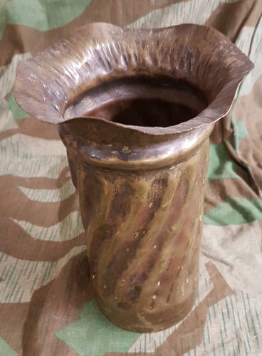 Granat Hülse Grabenkunst zu Vase umgearbeitet um WK1