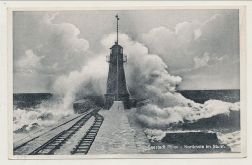 Seestadt Pillau Nordmole im Sturm - Original Postkarte Feldpost von 1940