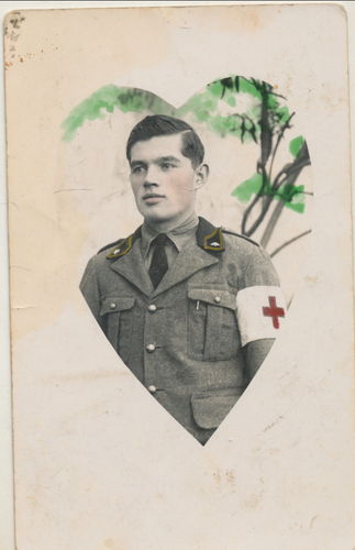 Rot Kreuz DRK Angehöriger in Uniform - Original Portrait Foto WK2