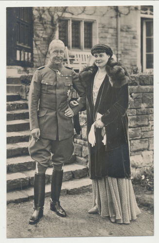 Kronprinz Wilhelm und Cecilie - Original Postkarte um WK2
