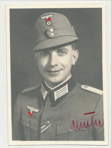 Gebirgsjäger Offizier mit Band zum EK2 Eisernes Kreuz 2. Klasse - Portrait Foto WK2