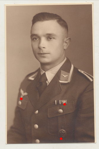 Deutsche Luftwaffe Unteroffizier Flieger mit Feldspange DRL Sportabzeichen Portrait Foto WK2