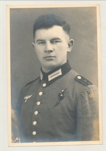 Wehrmacht Soldat mit Schulterklappen Regiment Einheit Panzer Aufklärer - Original Portrait Foto WK2