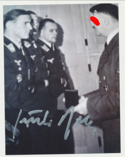 Günther Rall bei AH Ritterkreuz Nachkriegs Foto mit Original Unterschrift Autogramm