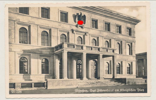 München Führer - Haus Adolf Hitler am königlichen Platz - Original Postkarte 3. Reich