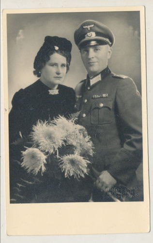 Deutsche Wehrmacht Offizier mit Feldspange Hochzeits Portrait Foto WK2