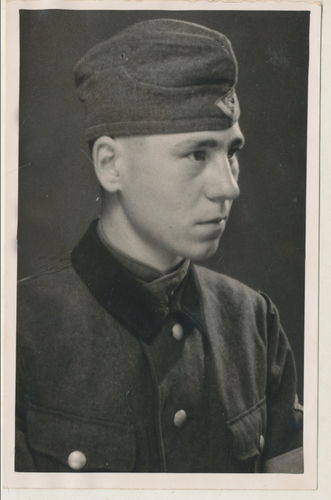 Reichsarbeitsdienst Soldat mit RAD Schiffchen Mütze - Original Portrait Foto WK2