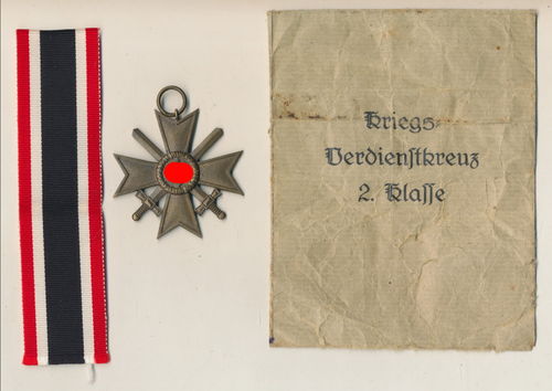KVK Kriegsverdienstkreuz 2. Klasse mit Schwertern am Band in Verleihungstüte Rudolf Tham Gablonz
