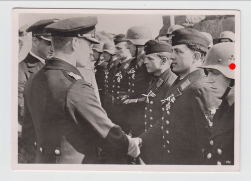 Kriegsmarine Verleihung EK2 Eisernes Kreuz im Hafen von Oslo Original Hoffmann Postkarte