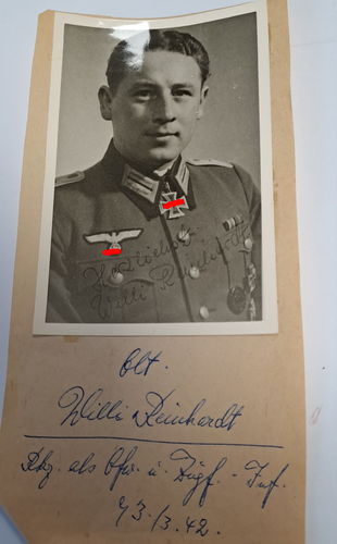 Oberleutnant Willi Reinhardt Ritterkreuzträger NACHKRIEGS Foto um 1960