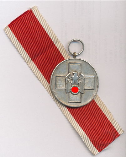 Medaille für deutsche Volkspflege mit Band