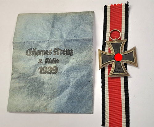 EK2 Eisernes Kreuz 1939 2. Klasse in Verleihungstüte Carl Forster & Graf