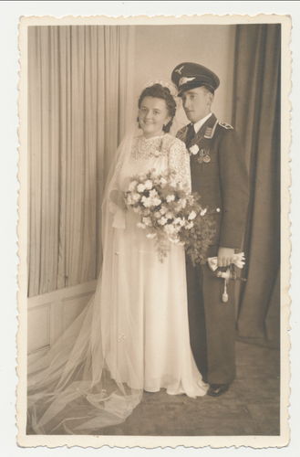 Luftwaffe Hochzeit Foto mit Ordenspange Luftwaffendolch WK2