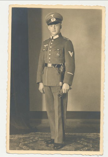 Deutsche Wehrmacht Portrait Foto in Parade Uniform mit Degen Säbel 3. Reich
