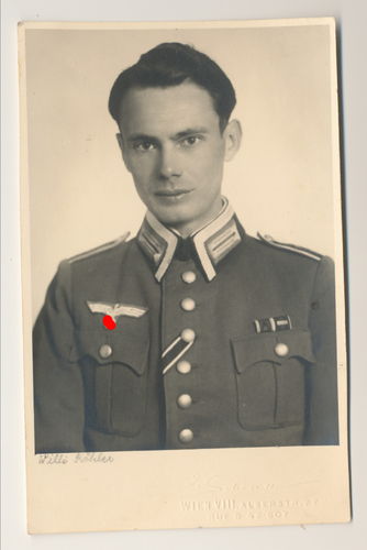 Wehrmacht Unteroffizier mit Feldspange Sudetenland Spange Prager Burg Original Portrait Foto WK2