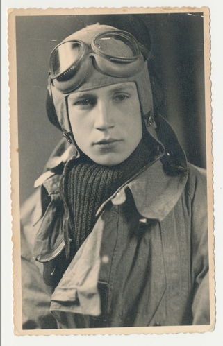 Flieger Pilot deutsche Luftwaffe in Fliegerkombi Fliegerhaube Brille Original Portrait Foto WK2