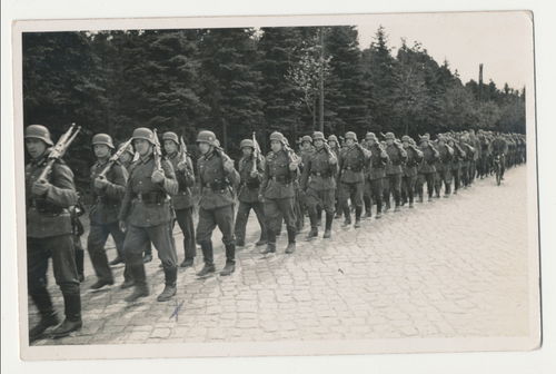 Deutsche Wehrmacht Vormarsch Infanterie - Original Foto WK2