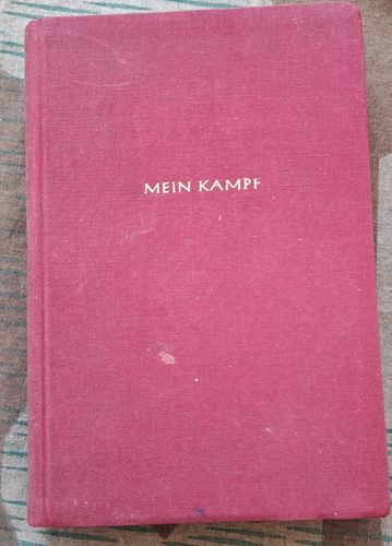 Mein Kampf Adolf Hitler rote Taschenbuch Ausgabe von 1941
