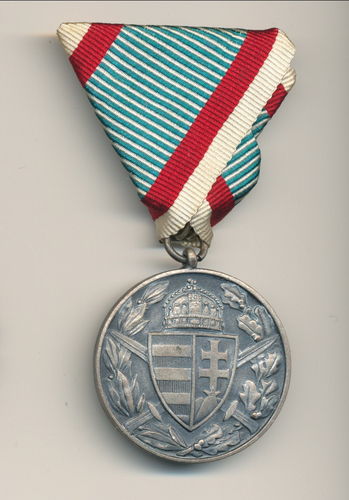 Medaille Pro deo et Patria Erinnerungsmedaille Österreich / Ungarn Weltkrieg 1914/18