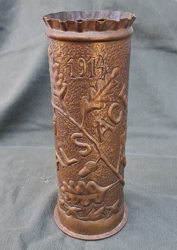 Grabenkunst verzierte Granate Hülse Kartusche als Vase umgearbeitet Weltkrieg Alsace 1914 / 17