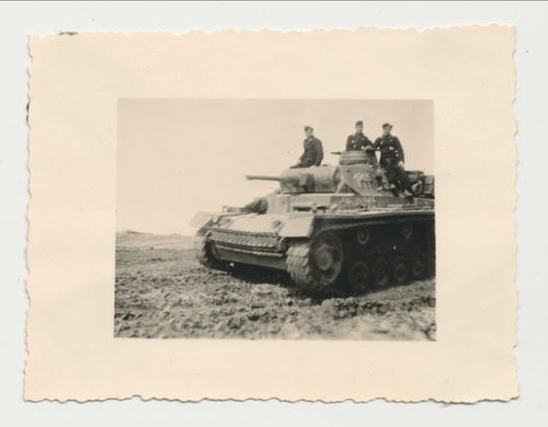 Deutscher Panzer mit Besatzung - Original Foto WK2