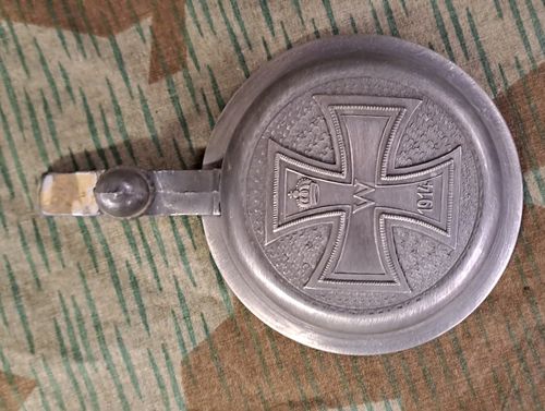 Bierkrug Deckel aus Zinn mit EK Eisernes Kreuz 1914 Hersteller Erbo - Zinn