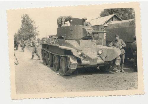 Abgeschossener Sowjet Panzer - Original Foto WK2