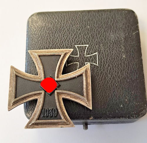 EK1 Eisernes Kreuz 1939 1. Klasse in Verleihungsschachtel Etui