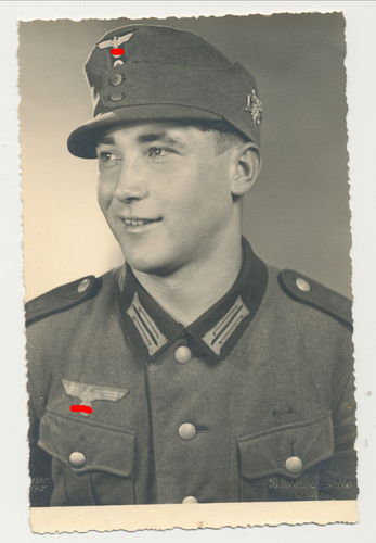 Portrait Foto Gebirgsjäger Wehrmacht mit Bergmütze Edelweiss WK2