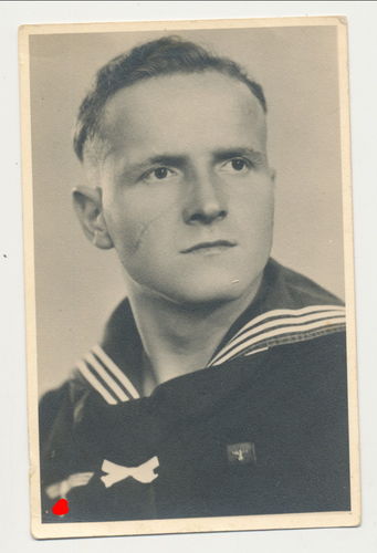 Portrait Foto Kriegsmarine Soldat mit Feldspange Dienstauszeichnung WK2