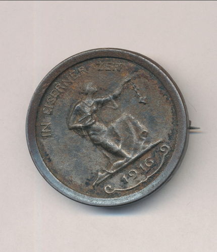 In Eiserner Zeit Medaille als Brosche gearbeitet 1916