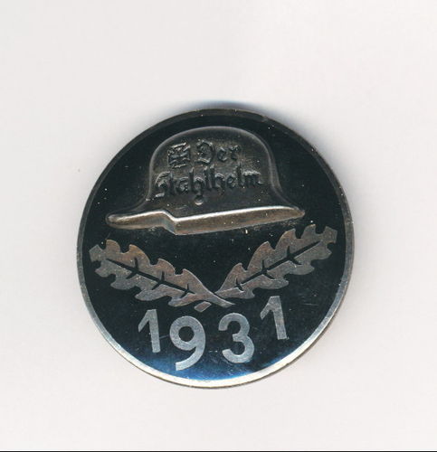 Stahlhelmbund Diensteintritts - Abzeichen 1931 graviert "1047"  mit Silber Punze Hersteller STH