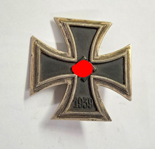 EK1 Eisernes Kreuz 1. Klasse 1939 mit Punze "65" für Hersteller Klein & Quenzer