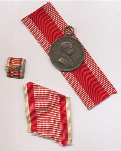 Österreich KuK Kaiser Franz Joseph Medaille in Bronze " Der Tapferkeit "
